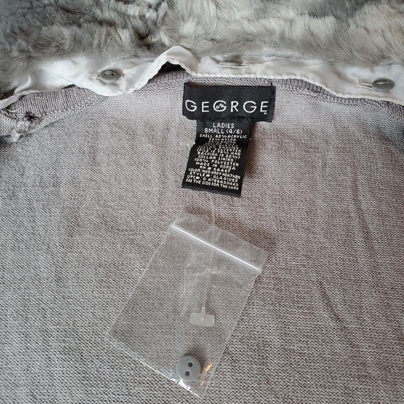 George Gray Zip Cardigan Sweater with Faux Fur collar - NWOT - Picture 11 of 11